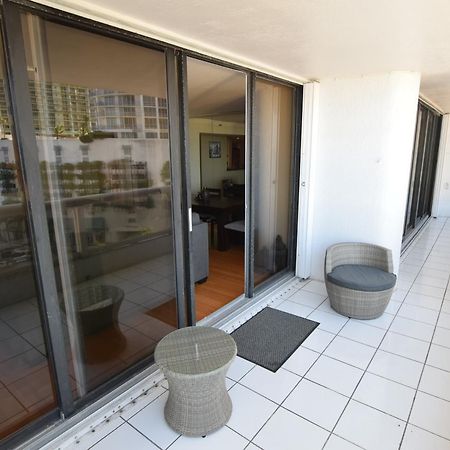 Doubletree By Hilton Grand Hotel Biscayne Bay Miami Bagian luar foto